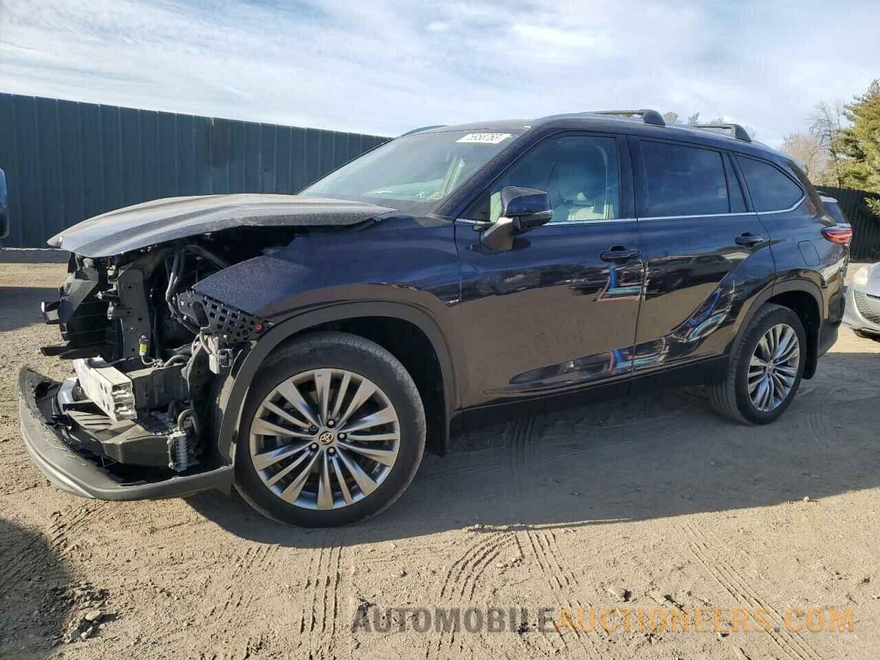 5TDFZRBH8MS077614 TOYOTA HIGHLANDER 2021