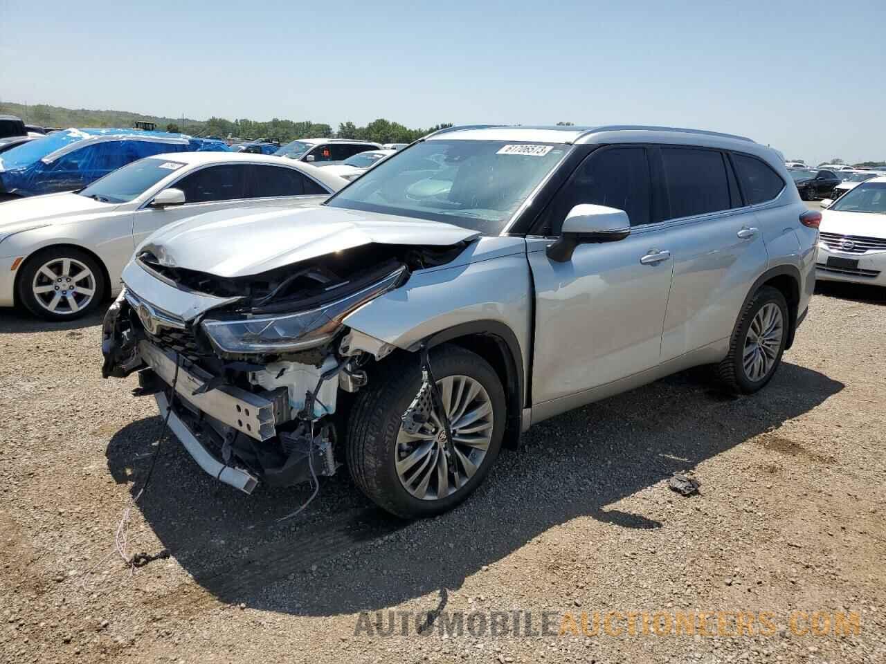 5TDFZRBH9NS179277 TOYOTA HIGHLANDER 2022