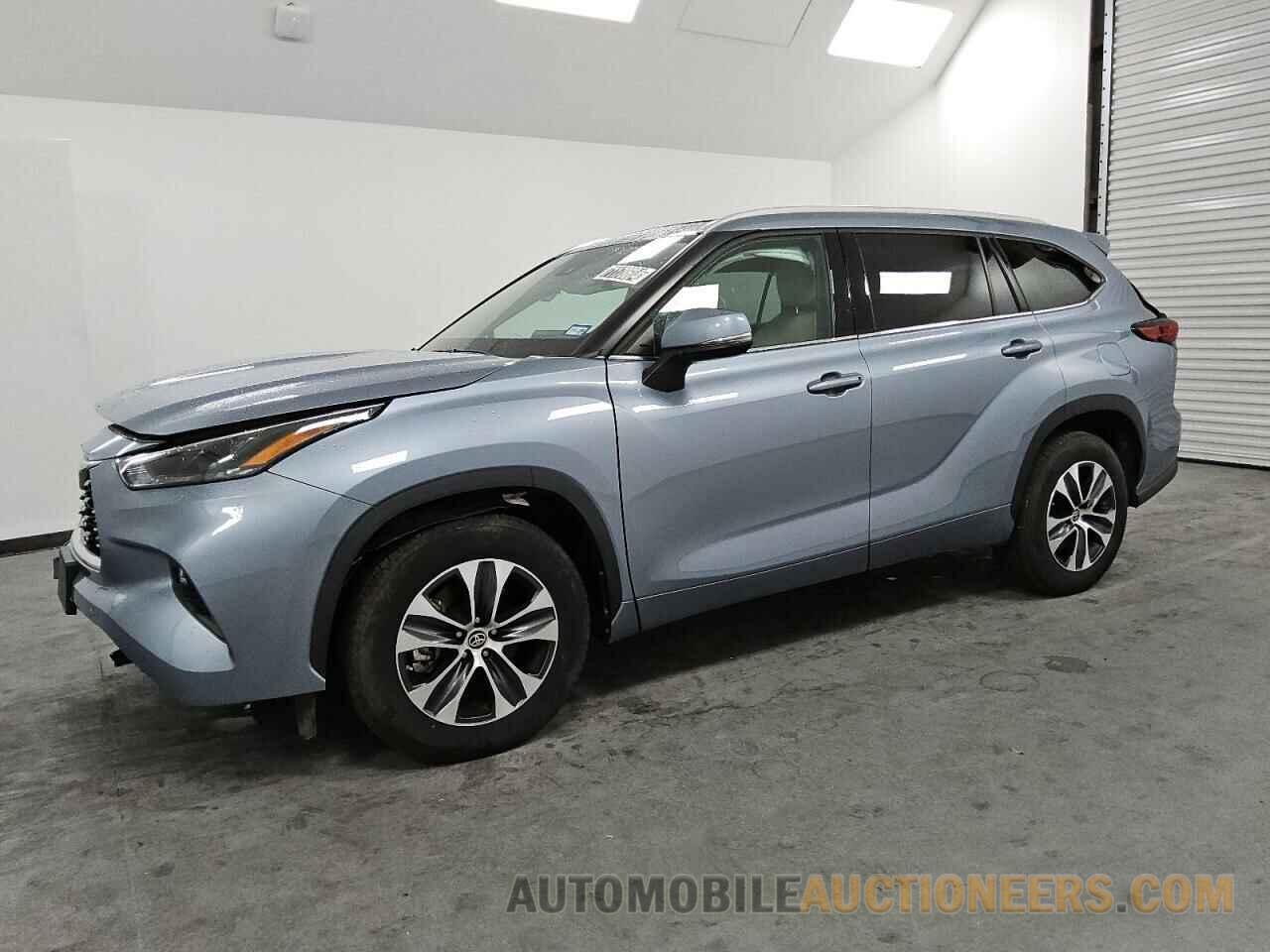 5TDGARAH0NS015297 TOYOTA HIGHLANDER 2022