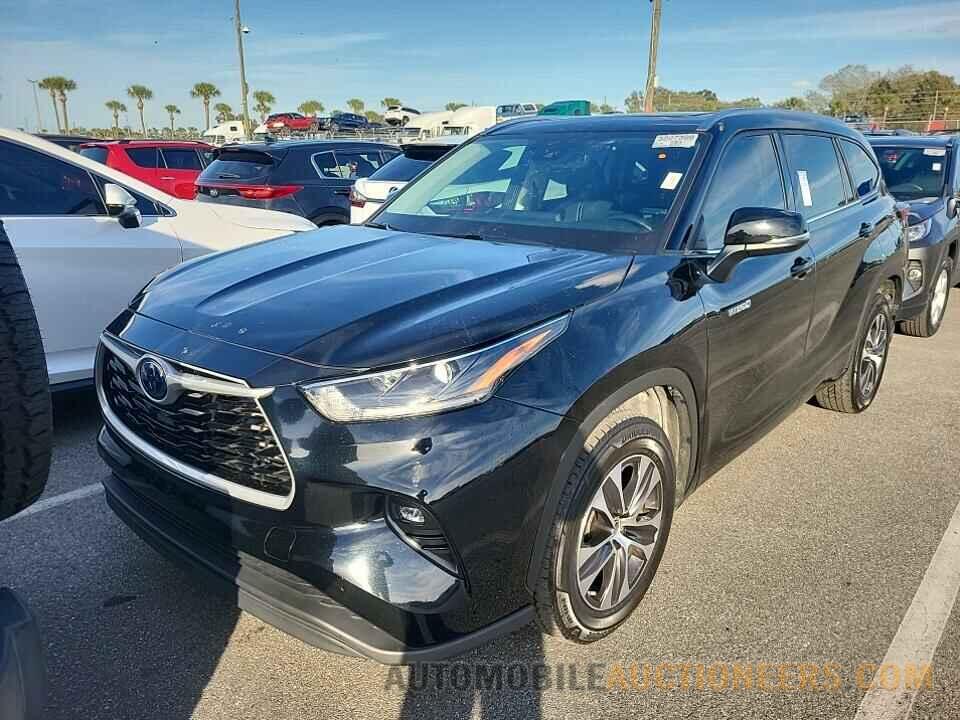 5TDGARAH3MS011498 Toyota Highlander Hybrid 2021