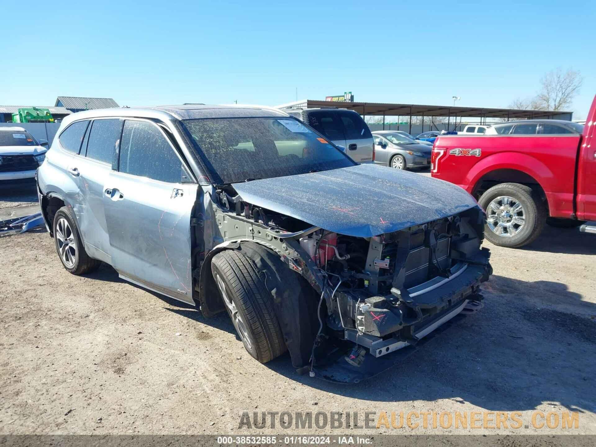 5TDGBRCH0NS074196 TOYOTA HIGHLANDER 2022