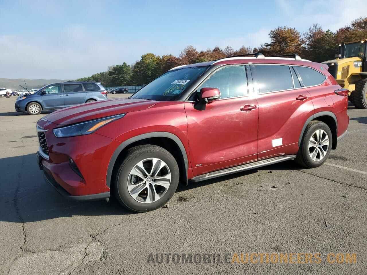 5TDGBRCH0NS554268 TOYOTA HIGHLANDER 2022