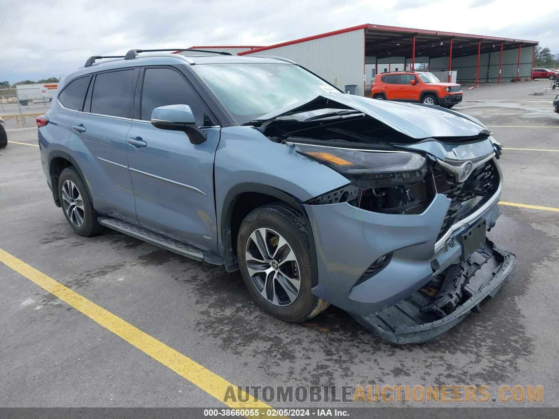 5TDGBRCH1NS095137 TOYOTA HIGHLANDER 2022