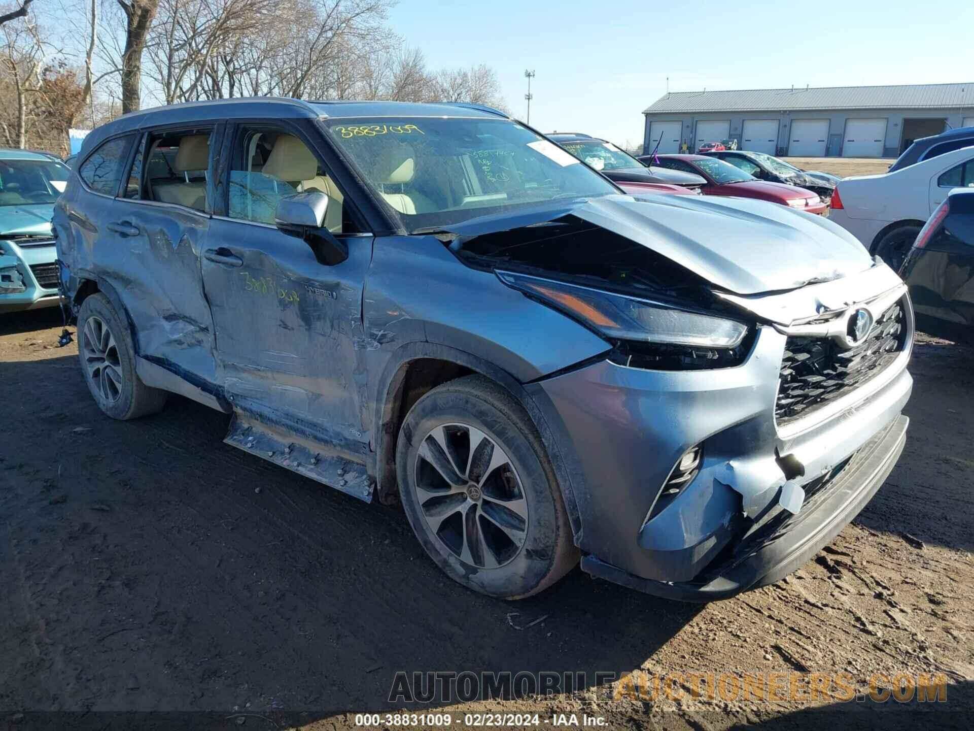 5TDGBRCH2MS067703 TOYOTA HIGHLANDER 2021