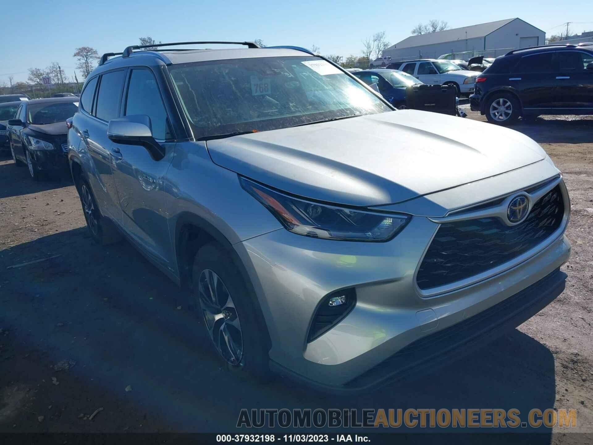 5TDGBRCH2MS514840 TOYOTA HIGHLANDER 2021