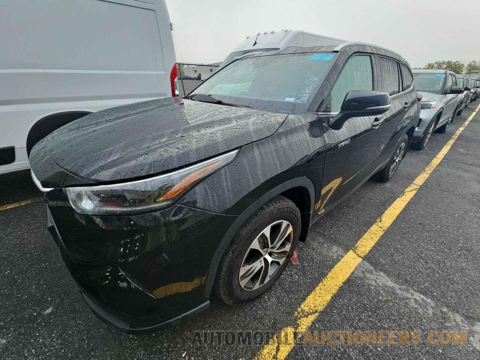 5TDGBRCH2MS533338 Toyota Highlander Hybrid 2021