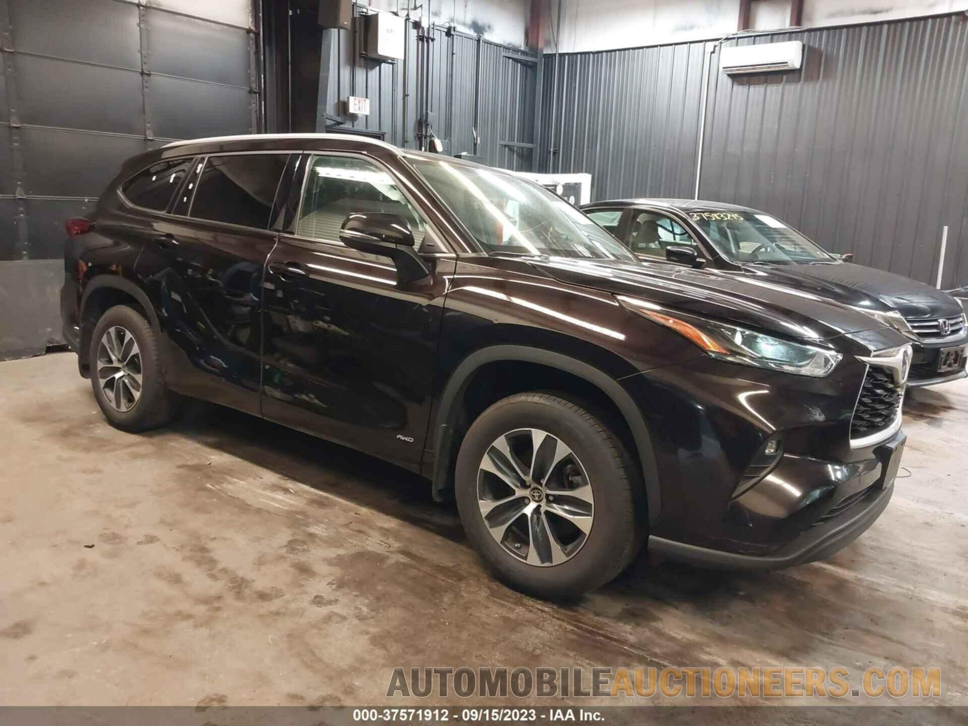 5TDGBRCH2NS074443 TOYOTA HIGHLANDER 2022