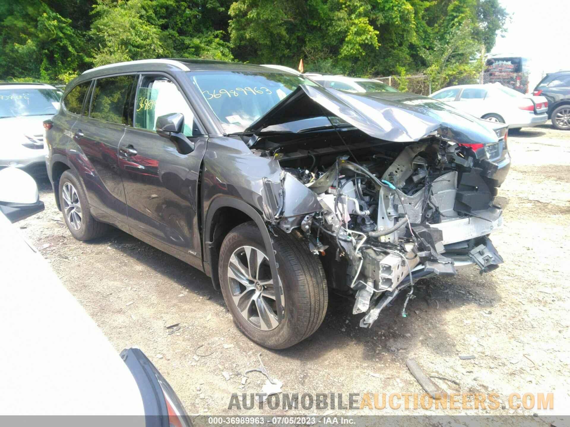 5TDGBRCH2NS557009 TOYOTA HIGHLANDER 2022