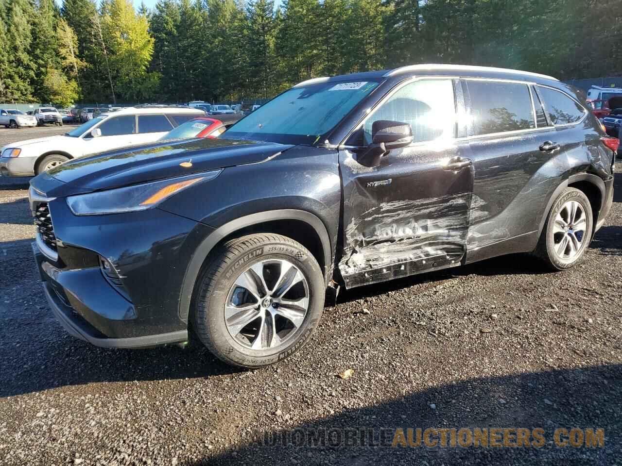 5TDGBRCH3MS062414 TOYOTA HIGHLANDER 2021