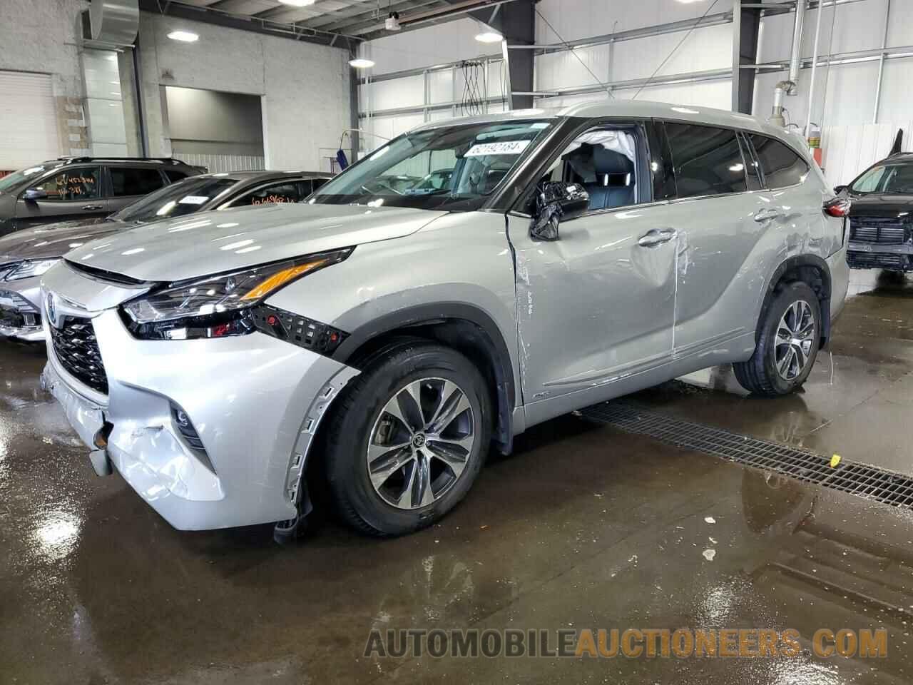 5TDGBRCH4NS556749 TOYOTA HIGHLANDER 2022