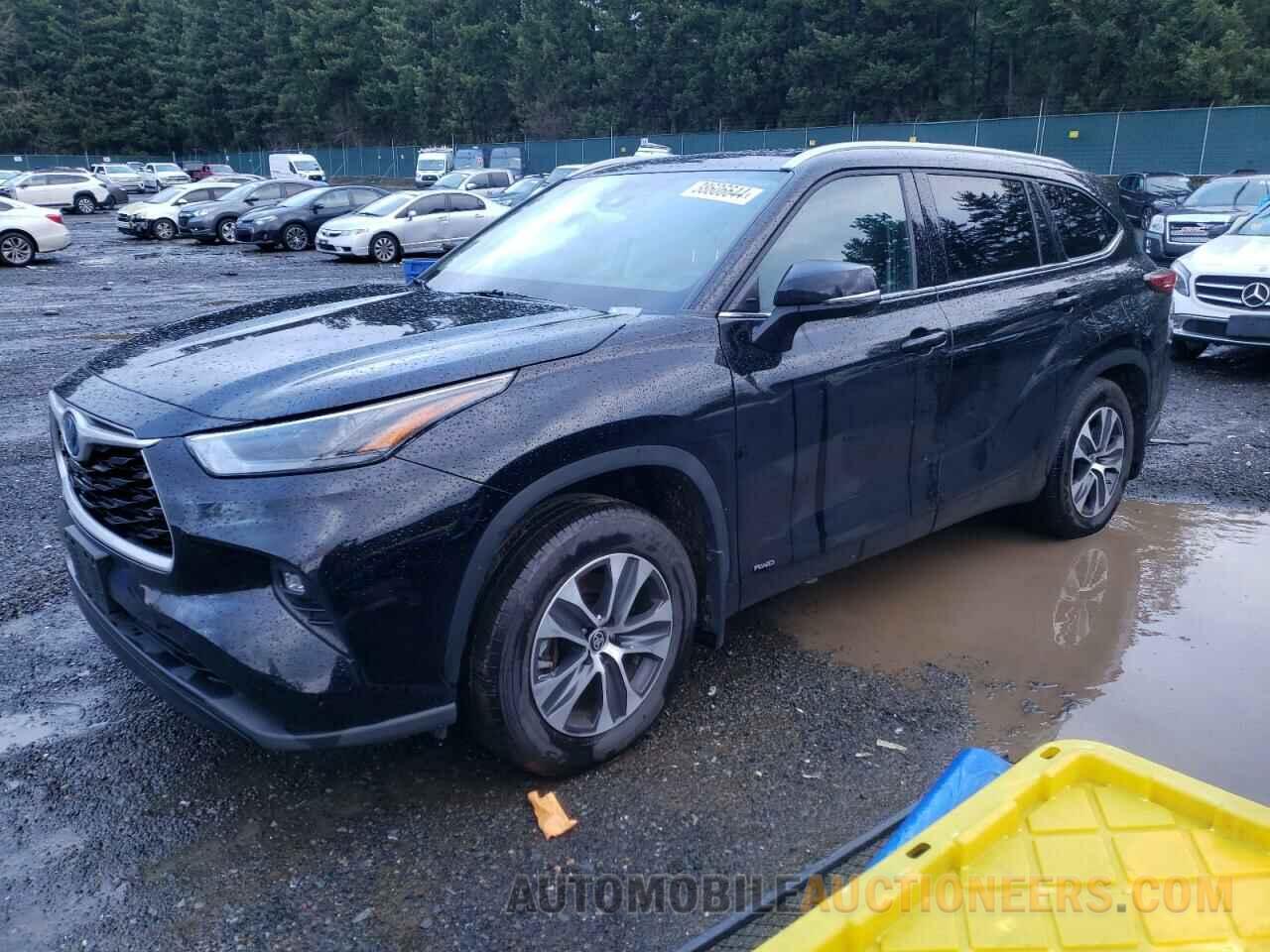 5TDGBRCH4NS557156 TOYOTA HIGHLANDER 2022