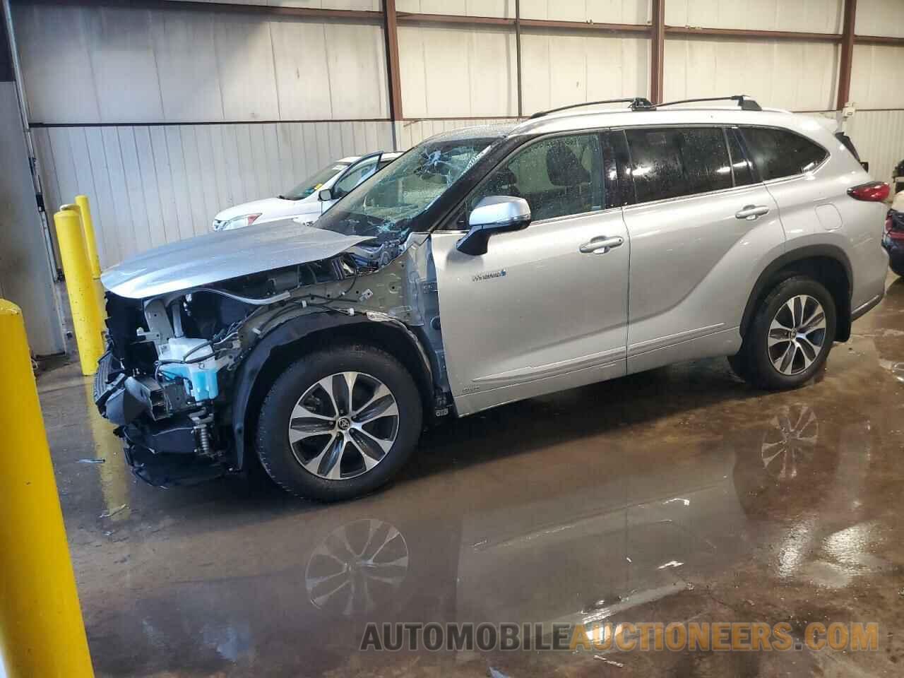 5TDGBRCH6LS513446 TOYOTA HIGHLANDER 2020