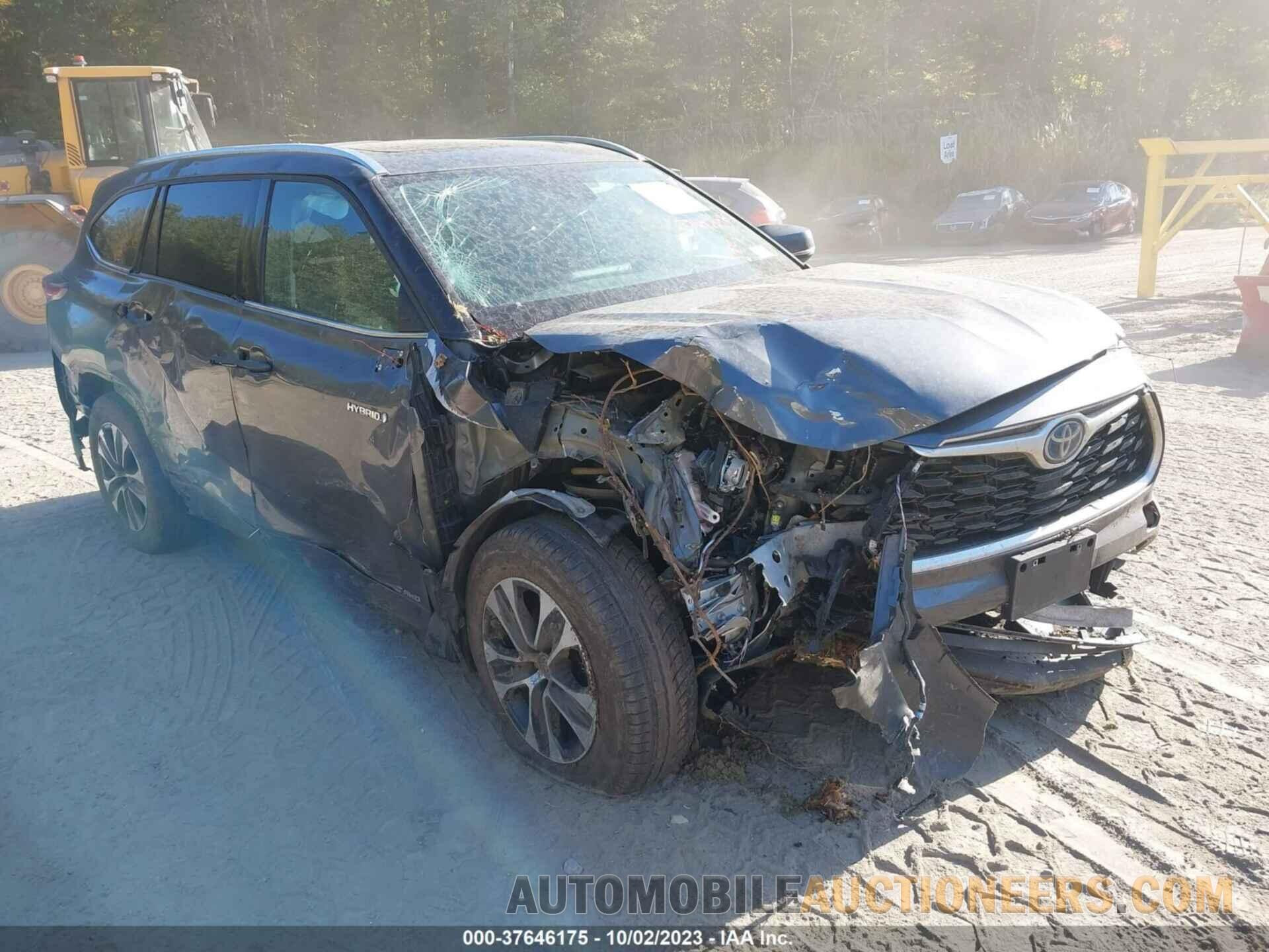 5TDGBRCH7MS529902 TOYOTA HIGHLANDER 2021