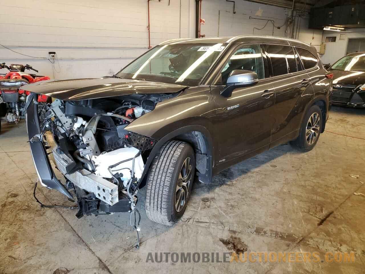 5TDGBRCH7MS533030 TOYOTA HIGHLANDER 2021