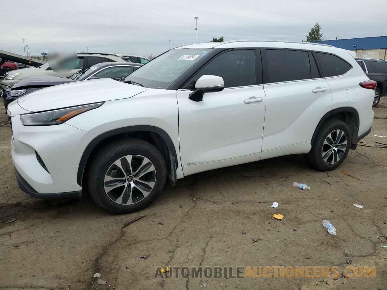 5TDGBRCH7NS540786 TOYOTA HIGHLANDER 2022