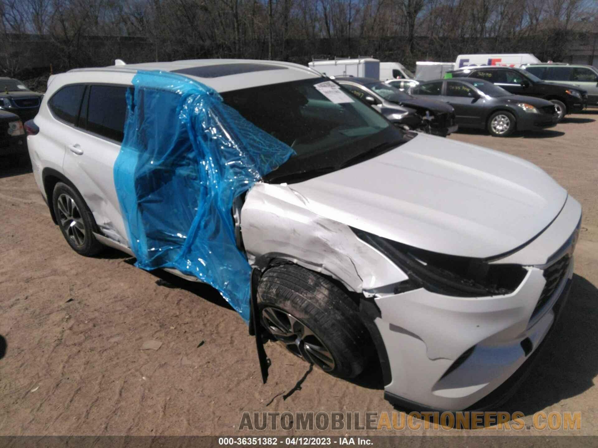 5TDGBRCH7NS558155 TOYOTA HIGHLANDER 2022