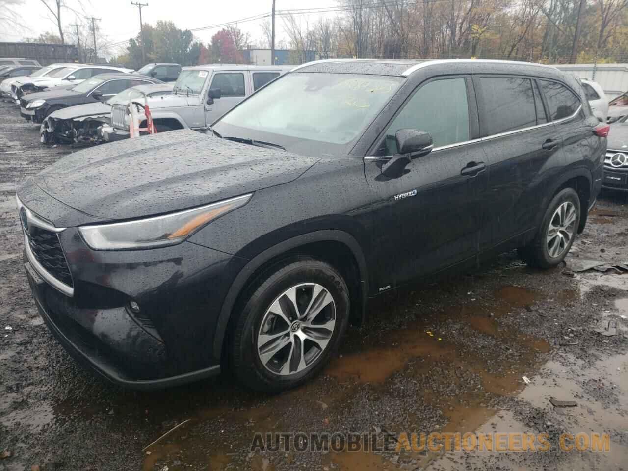 5TDGBRCH8MS039680 TOYOTA HIGHLANDER 2021