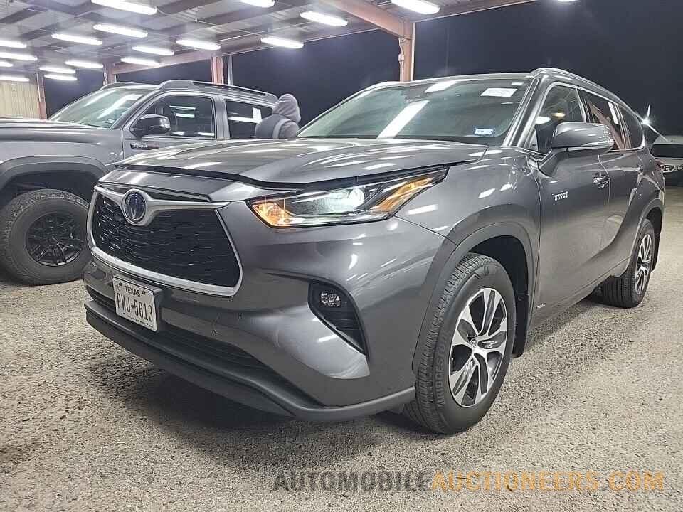 5TDGBRCH8MS533151 Toyota Highlander Hybrid 2021