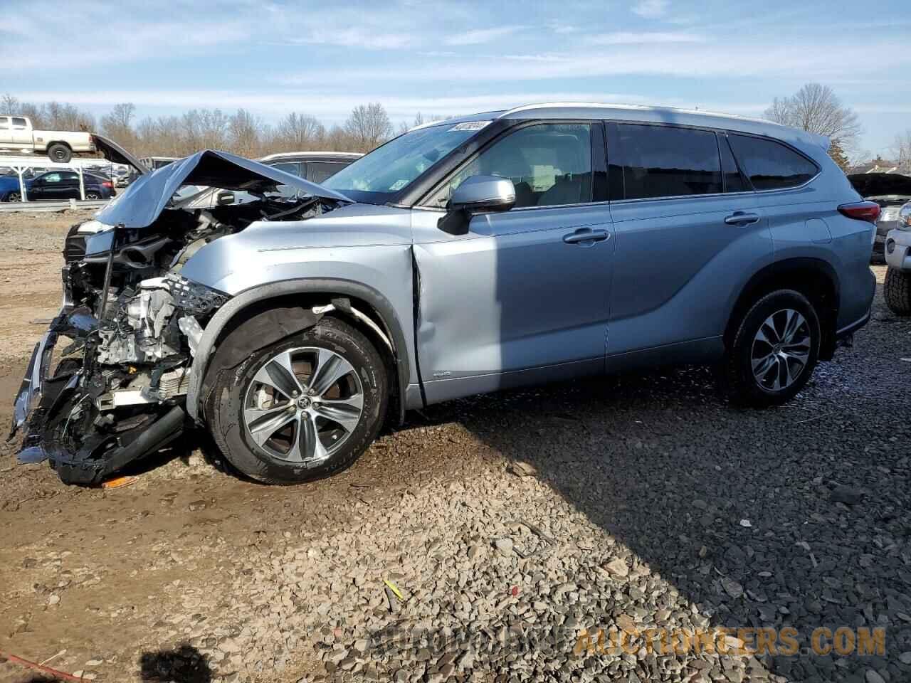 5TDGBRCH8NS077654 TOYOTA HIGHLANDER 2022