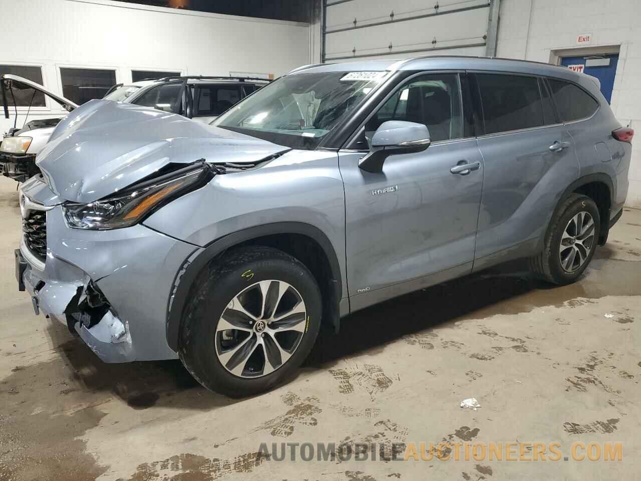 5TDGBRCH9MS024427 TOYOTA HIGHLANDER 2021