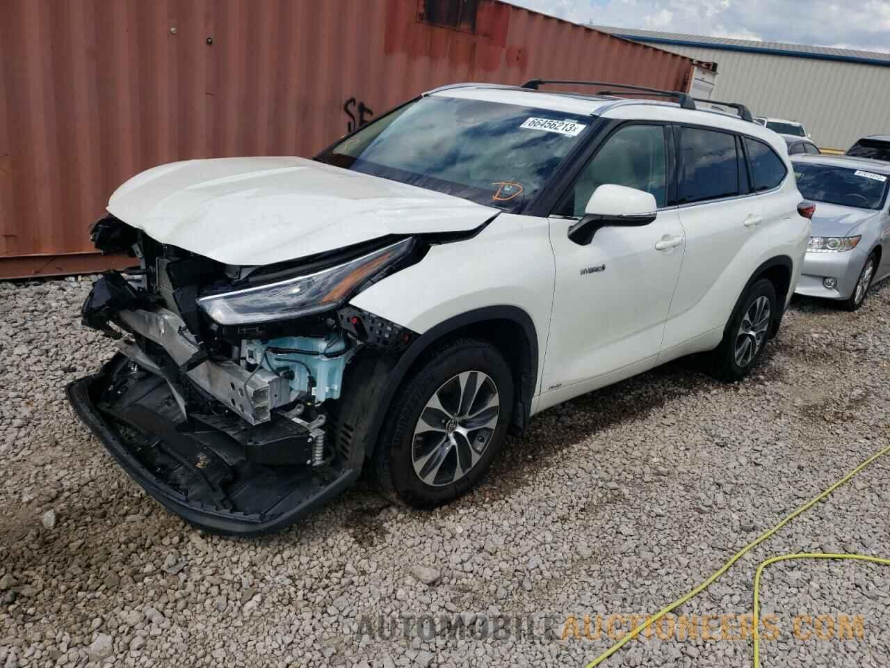 5TDGBRCH9MS529366 TOYOTA HIGHLANDER 2021