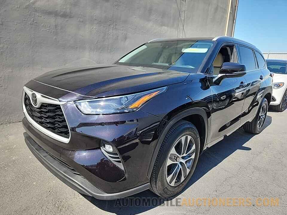 5TDGZRAH0NS116395 Toyota Highlander 2022