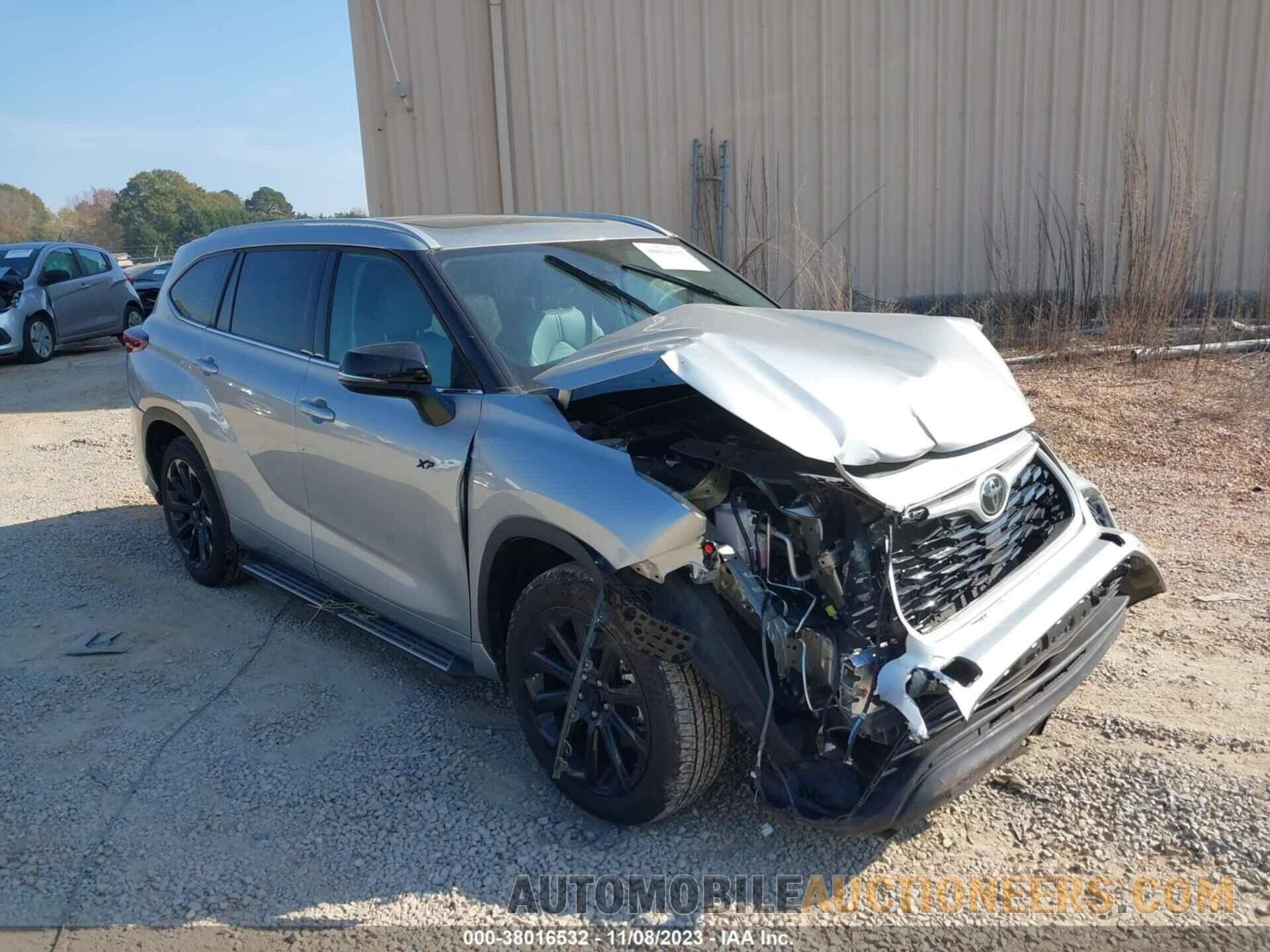 5TDGZRAH0NS123864 TOYOTA HIGHLANDER 2022