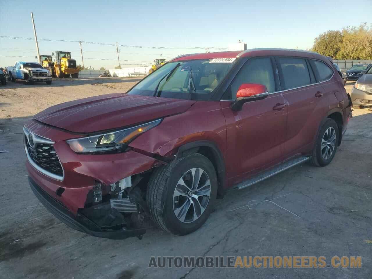 5TDGZRAH0NS560800 TOYOTA HIGHLANDER 2022