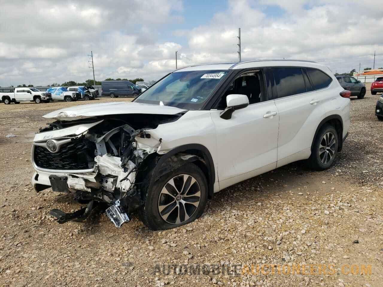 5TDGZRAH1LS017677 TOYOTA HIGHLANDER 2020