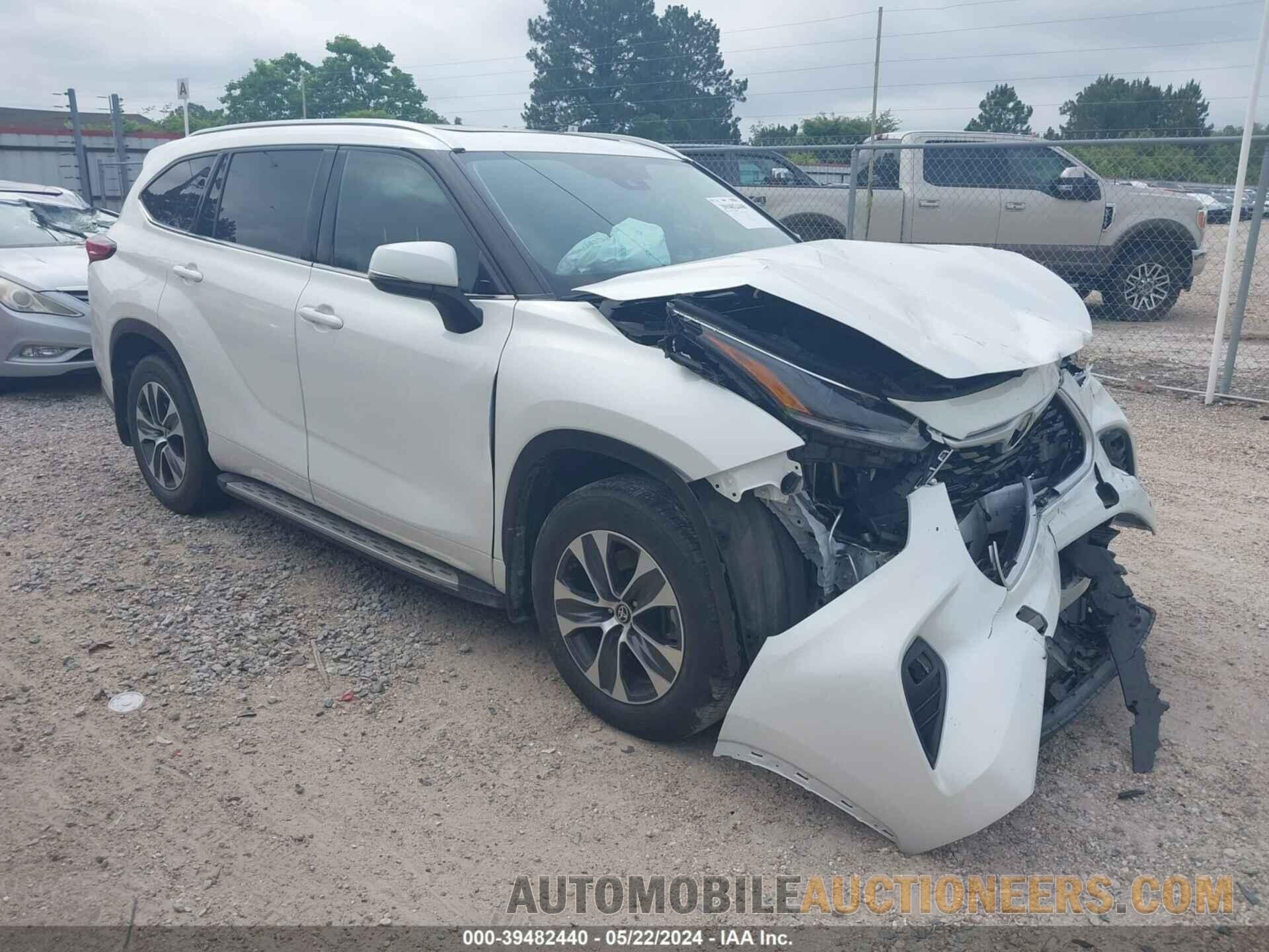 5TDGZRAH1MS077976 TOYOTA HIGHLANDER 2021