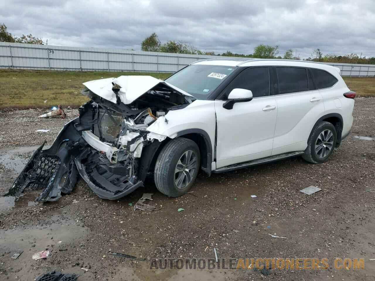 5TDGZRAH1MS519512 TOYOTA HIGHLANDER 2021