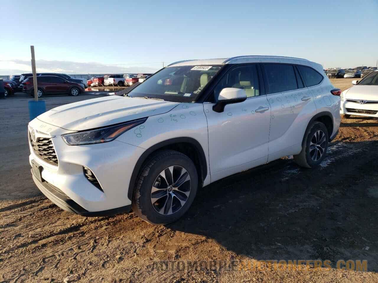 5TDGZRAH2MS529787 TOYOTA HIGHLANDER 2021