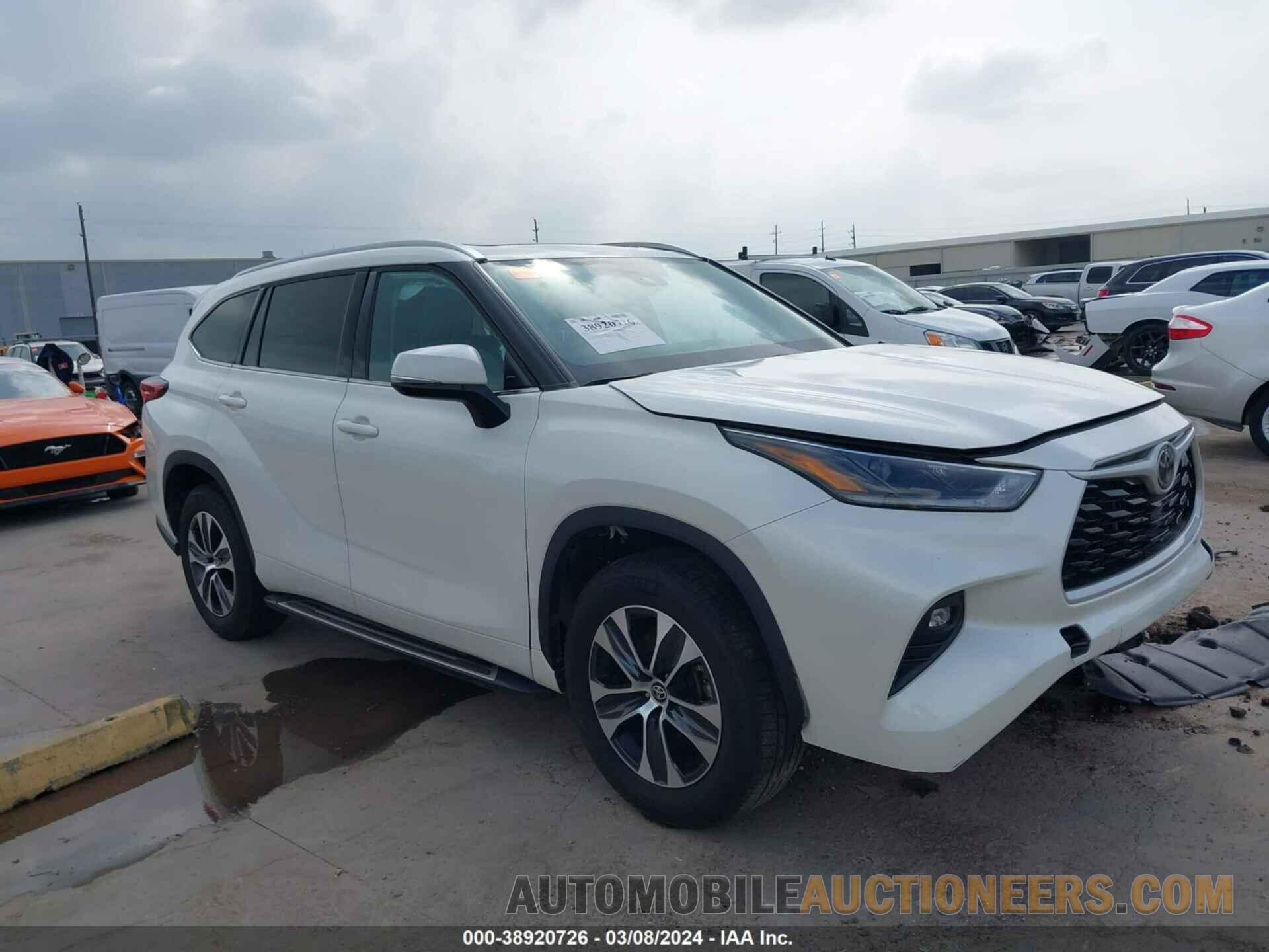 5TDGZRAH2MS531443 TOYOTA HIGHLANDER 2021