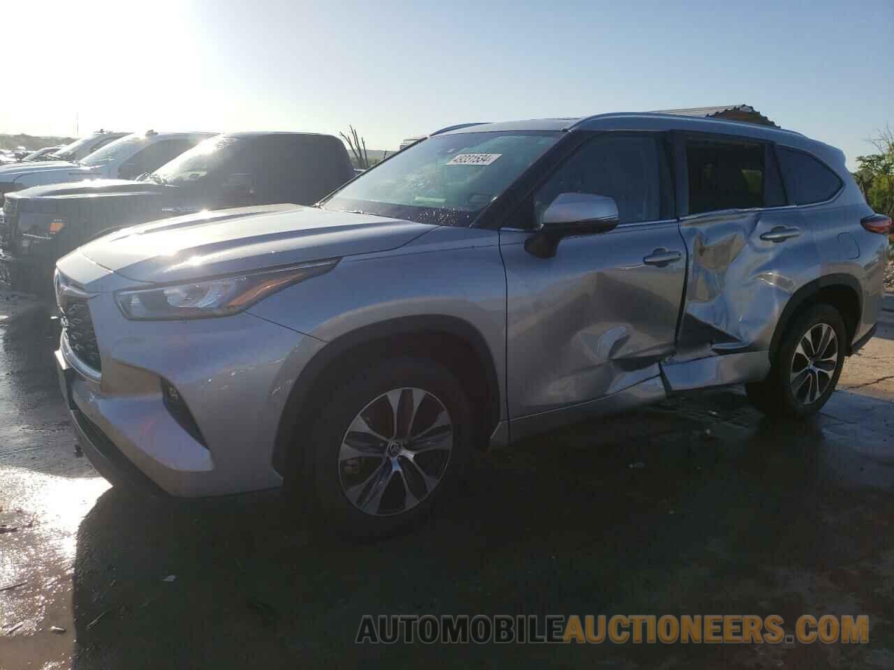 5TDGZRAH3LS504749 TOYOTA HIGHLANDER 2020