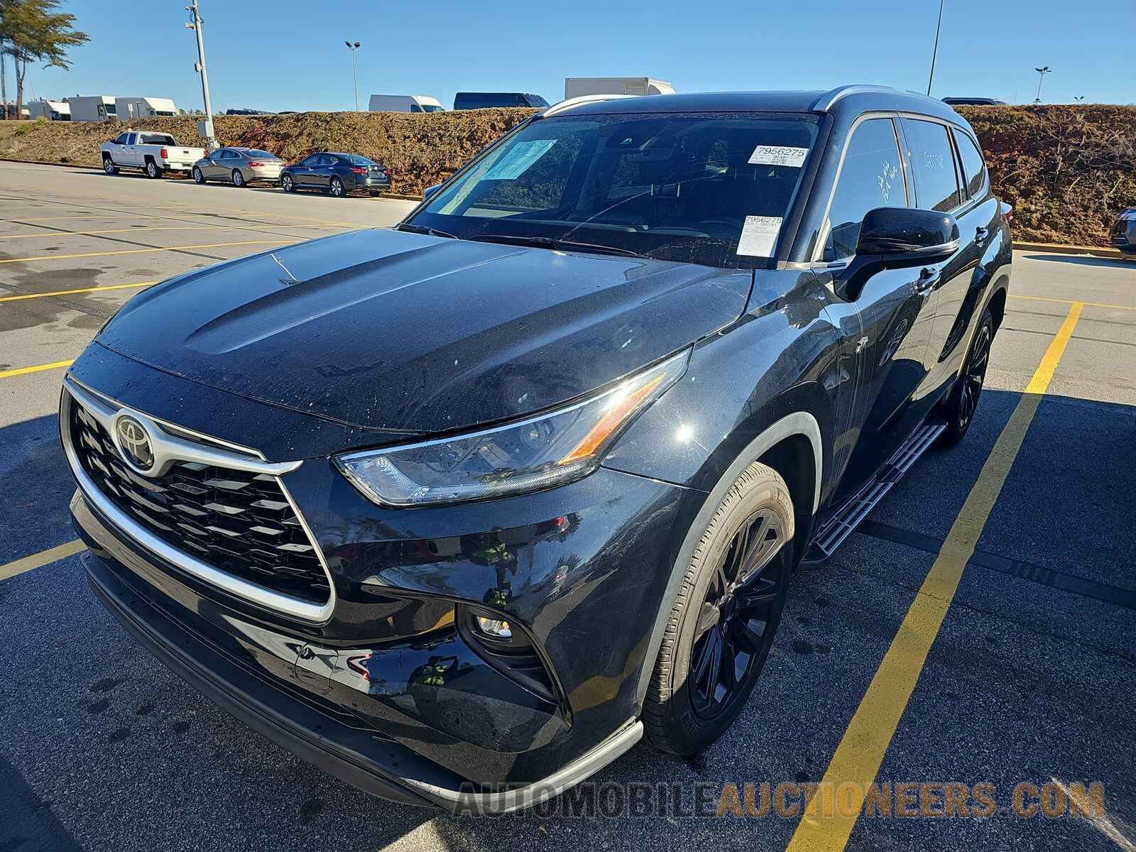 5TDGZRAH3MS523559 Toyota Highlander 2021