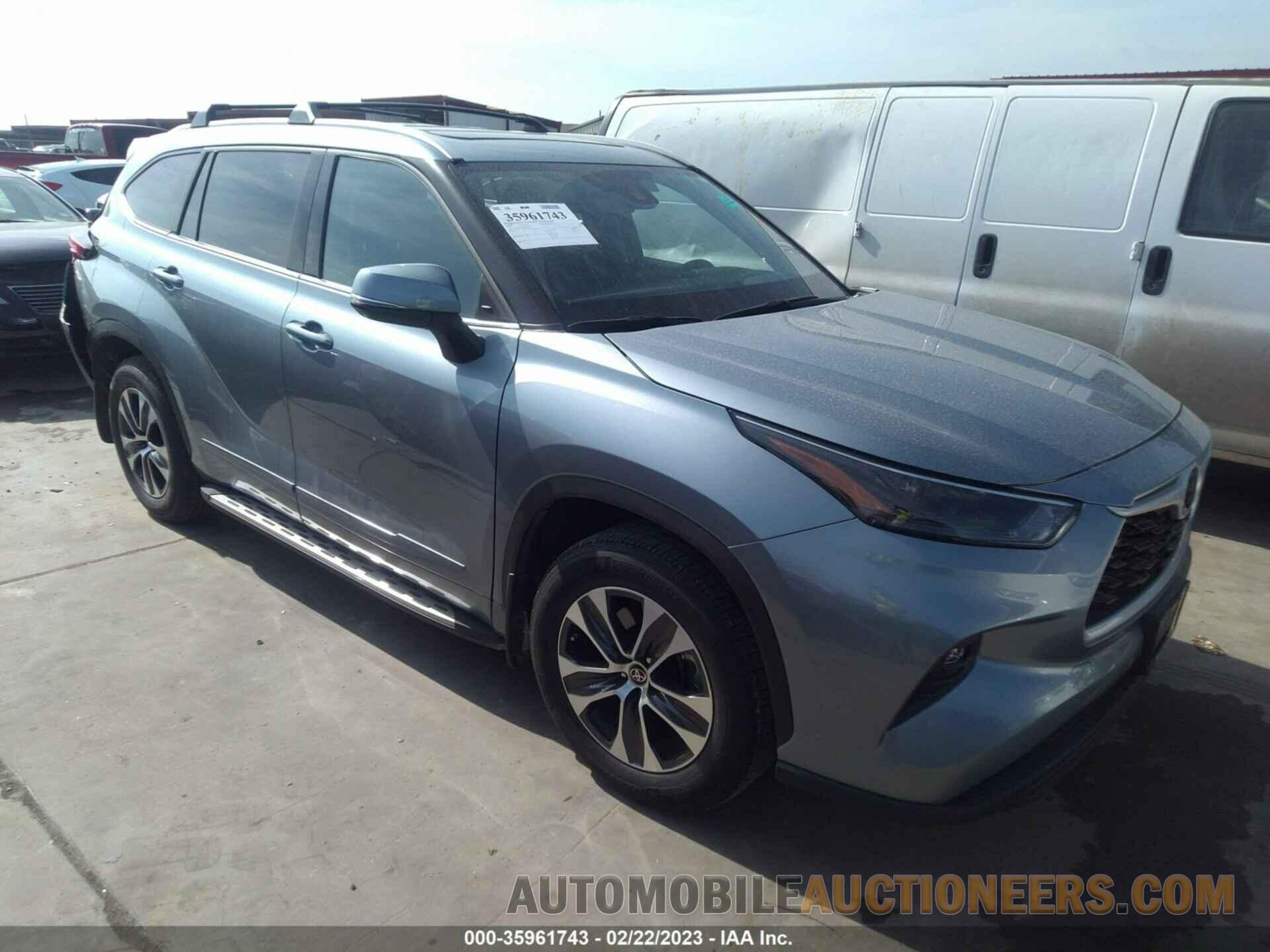 5TDGZRAH3NS112275 TOYOTA HIGHLANDER 2022