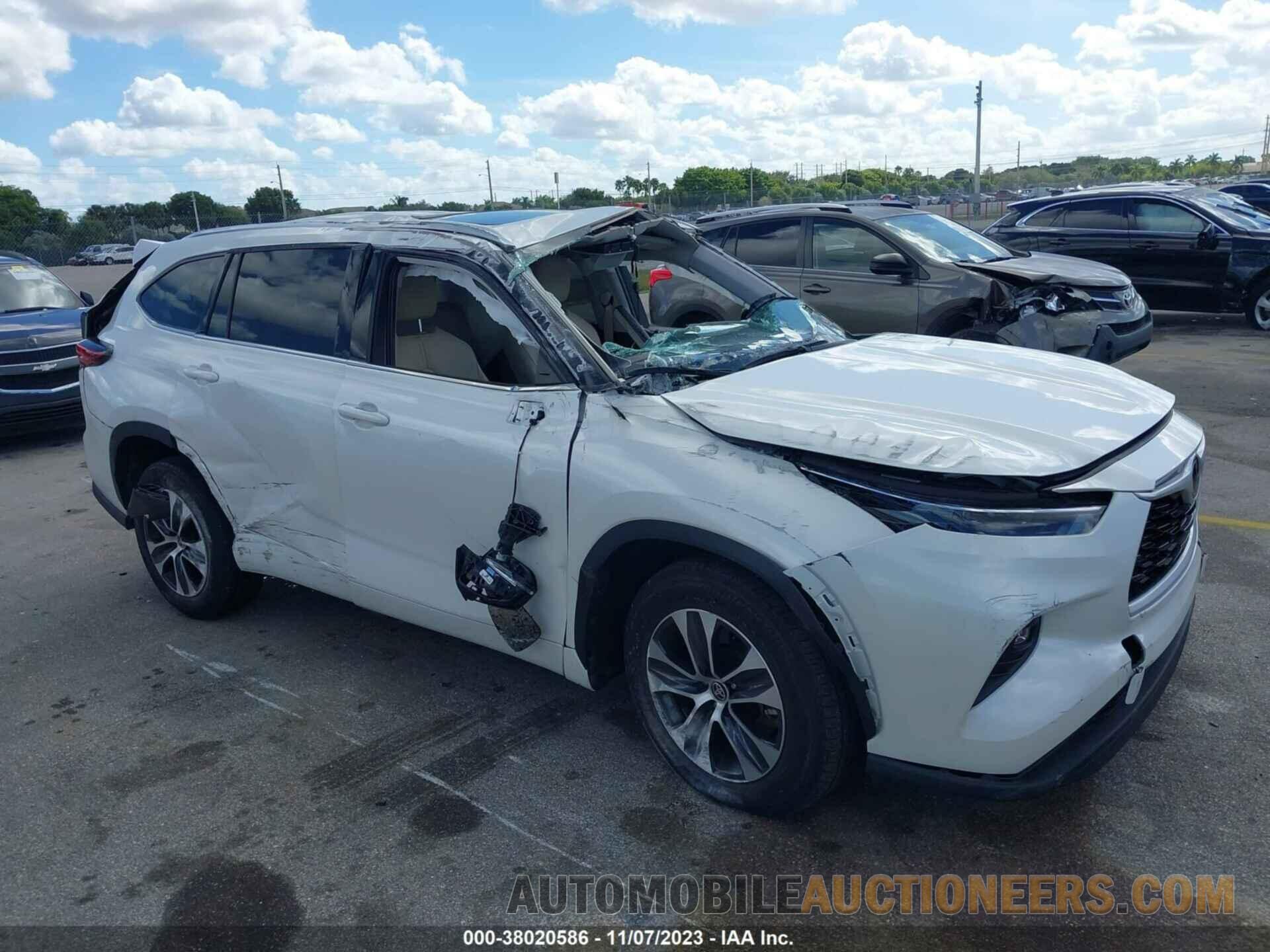 5TDGZRAH5MS072862 TOYOTA HIGHLANDER 2021