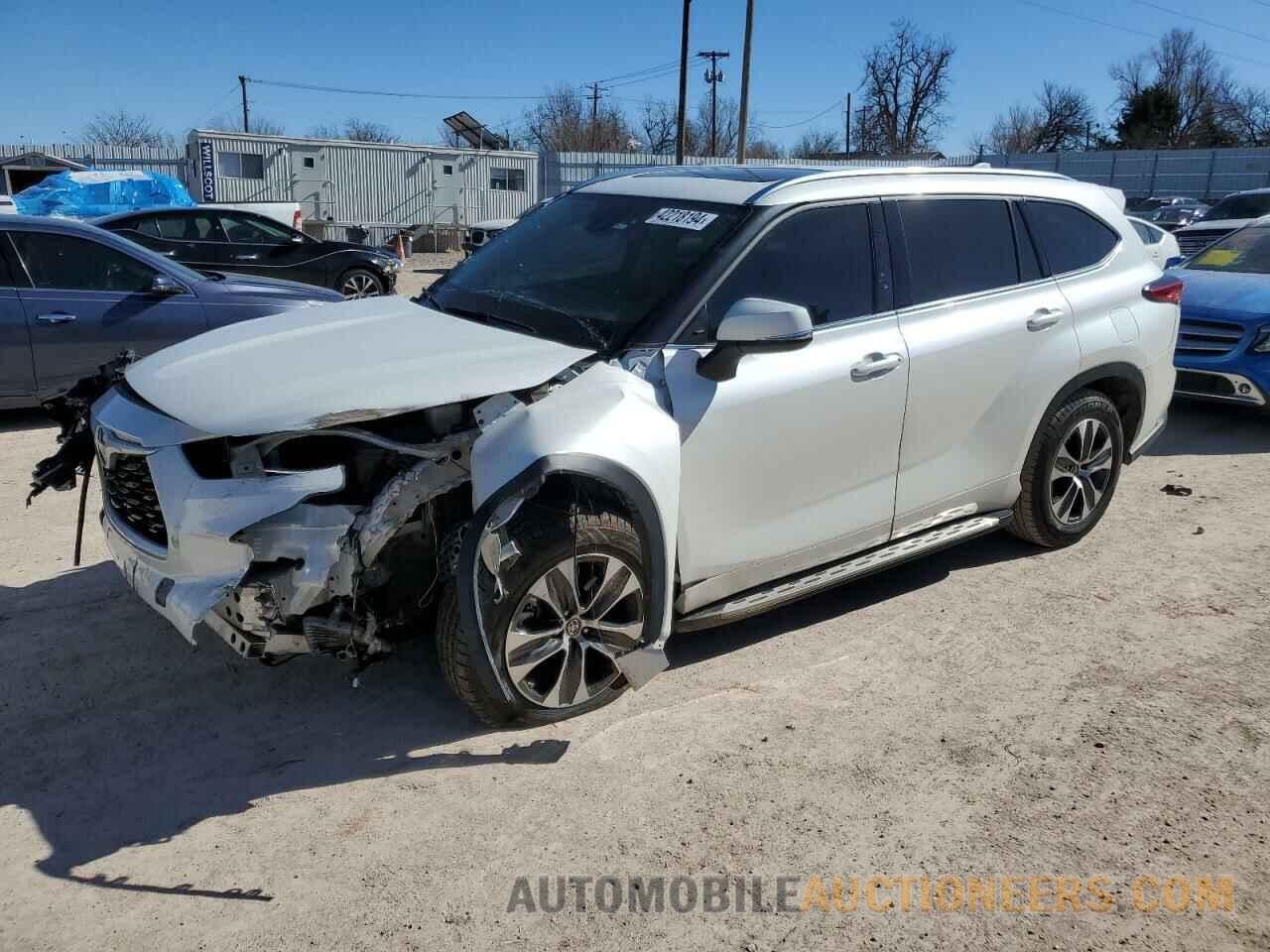 5TDGZRAH6MS068576 TOYOTA HIGHLANDER 2021