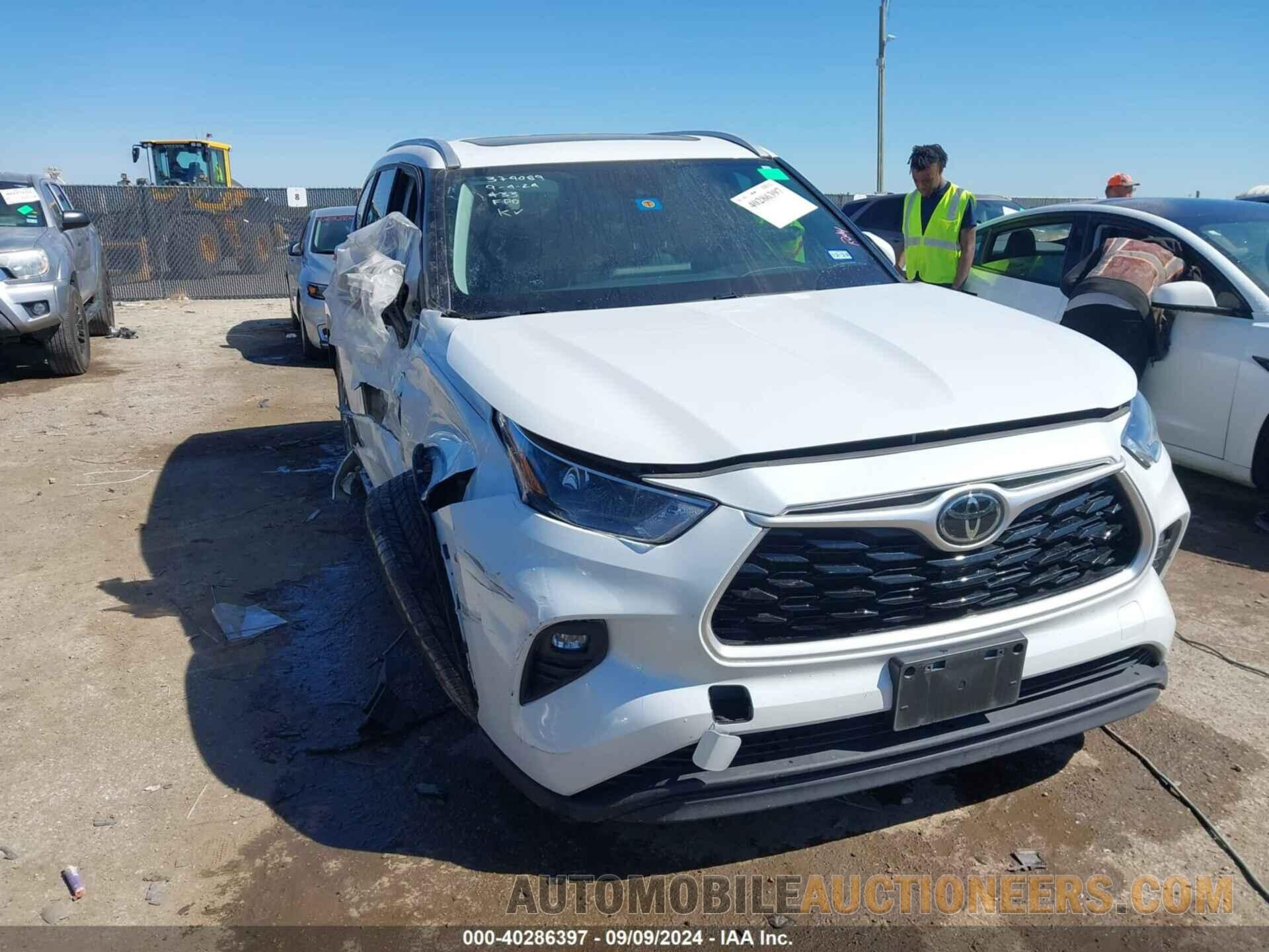 5TDGZRAH6NS099831 TOYOTA HIGHLANDER 2022