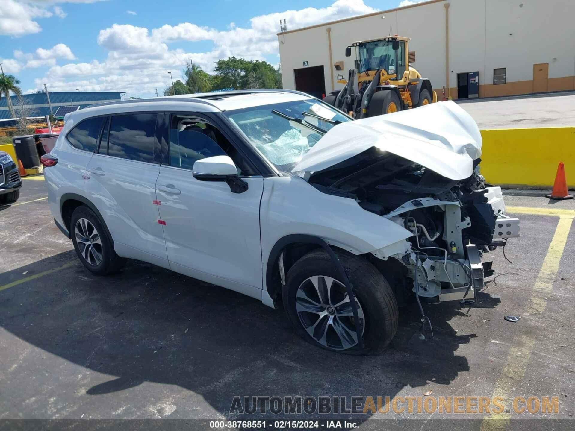 5TDGZRAH6NS542740 TOYOTA HIGHLANDER 2022