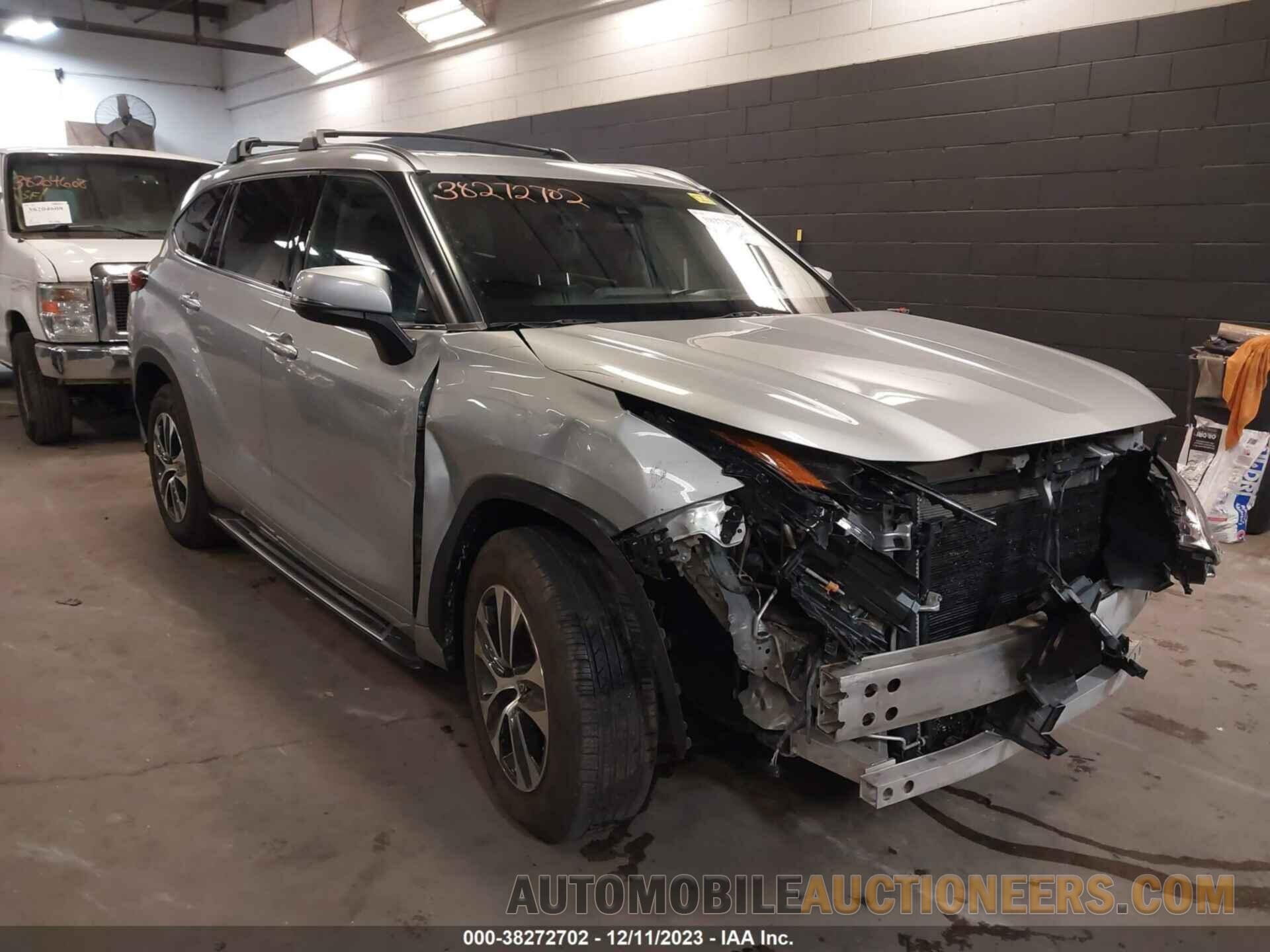 5TDGZRAH7MS039135 TOYOTA HIGHLANDER 2021