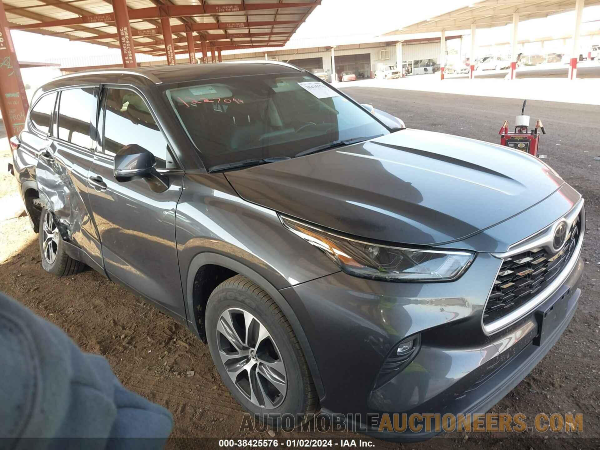 5TDGZRAH7MS516372 TOYOTA HIGHLANDER 2021