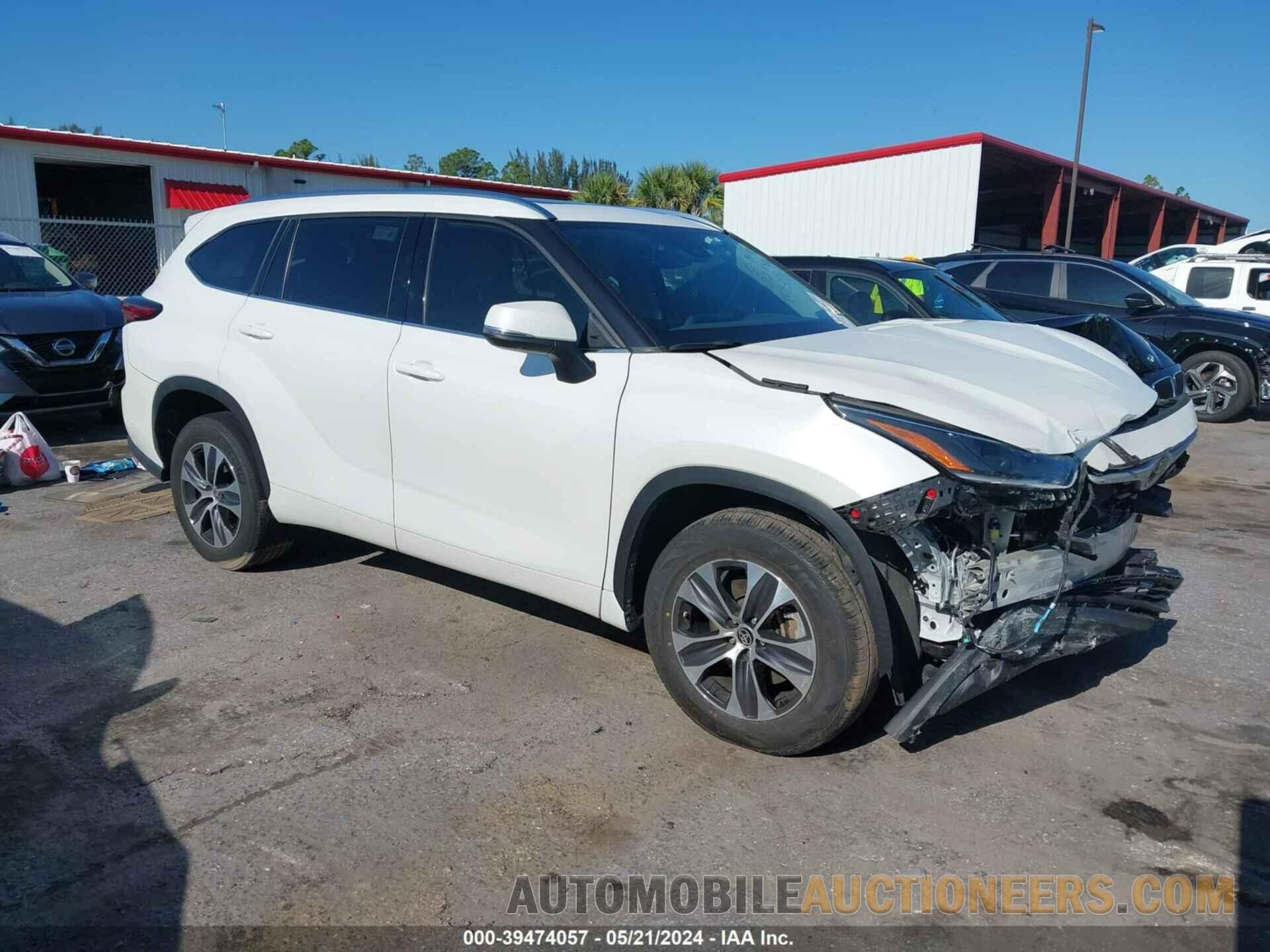 5TDGZRAH7MS534032 TOYOTA HIGHLANDER 2021