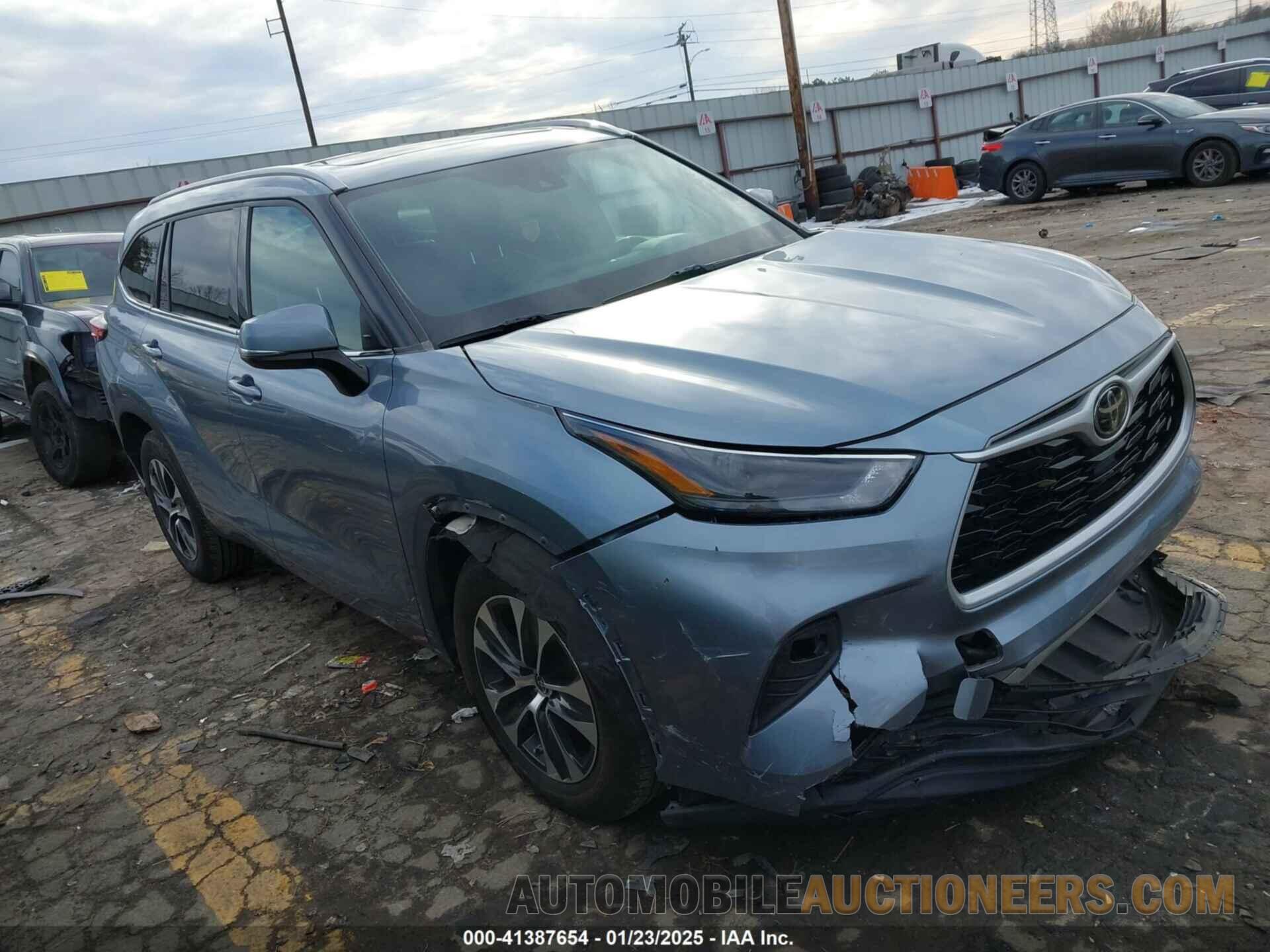 5TDGZRAH7NS110173 TOYOTA HIGHLANDER 2022