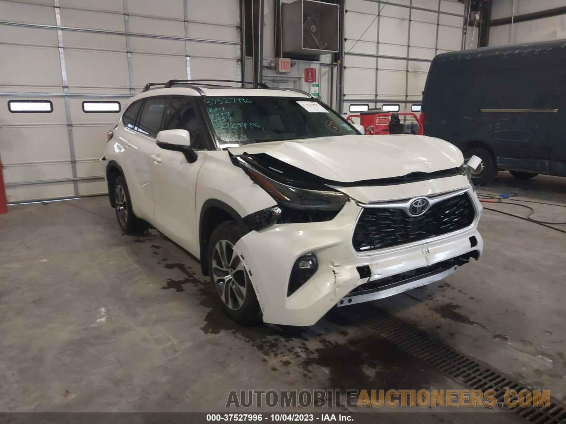 5TDGZRAH8MS532709 TOYOTA HIGHLANDER 2021