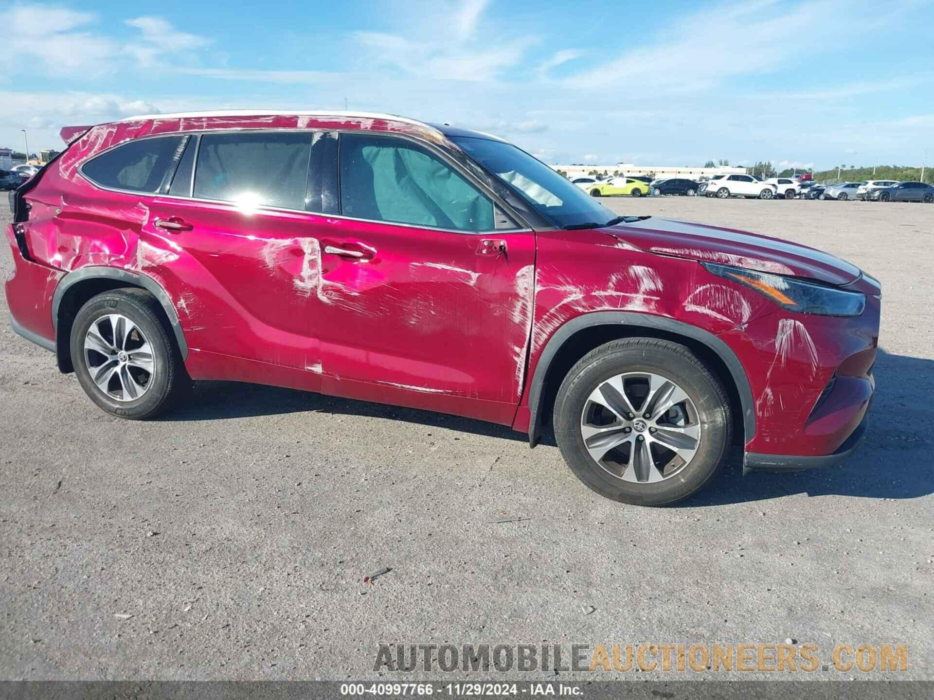 5TDGZRAH8NS104818 TOYOTA HIGHLANDER 2022