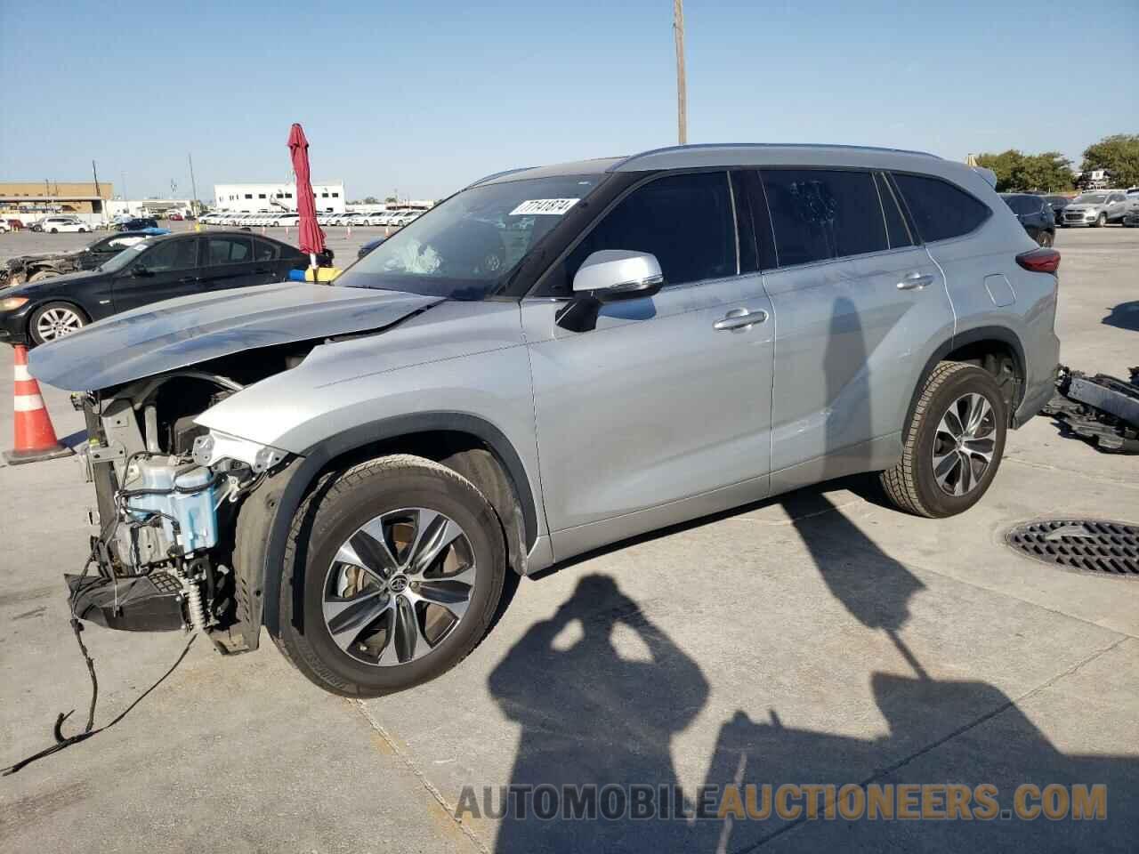 5TDGZRAHXLS012316 TOYOTA HIGHLANDER 2020