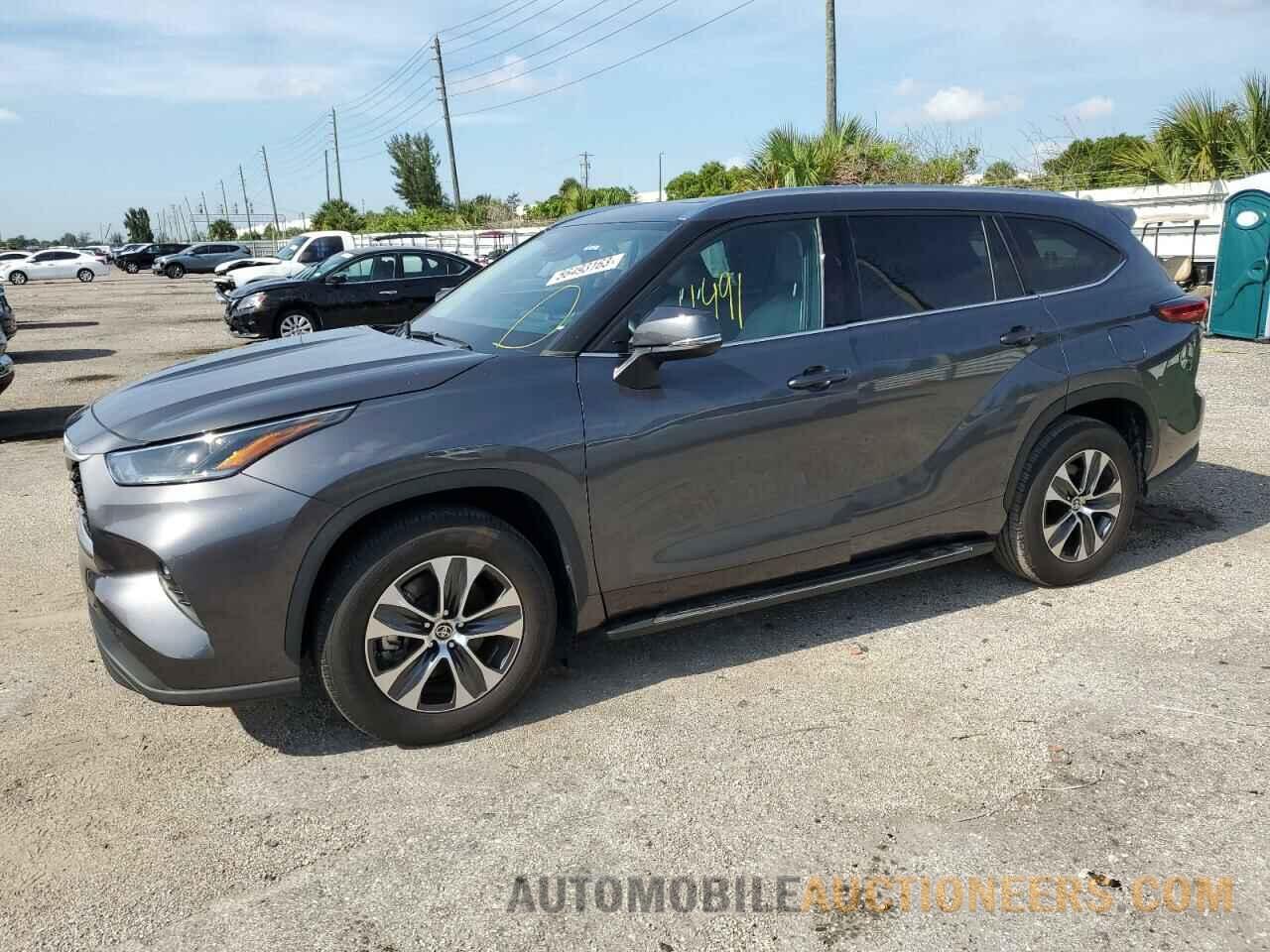 5TDGZRAHXMS537359 TOYOTA HIGHLANDER 2021