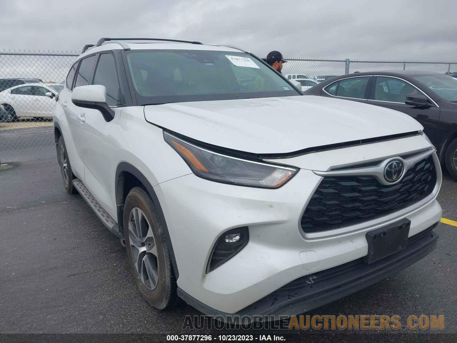 5TDGZRAHXNS096446 TOYOTA HIGHLANDER 2022