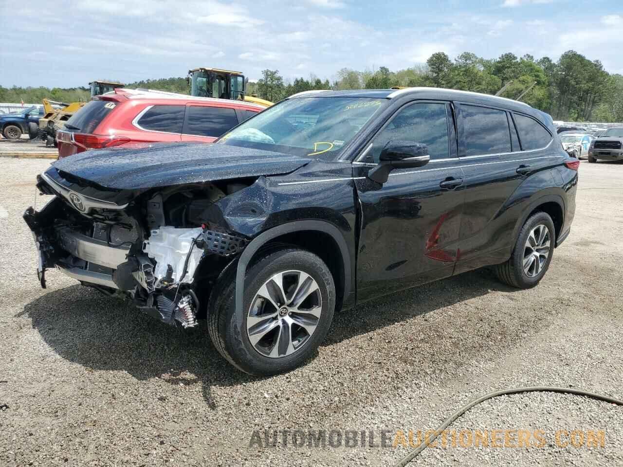 5TDGZRAHXNS559735 TOYOTA HIGHLANDER 2022